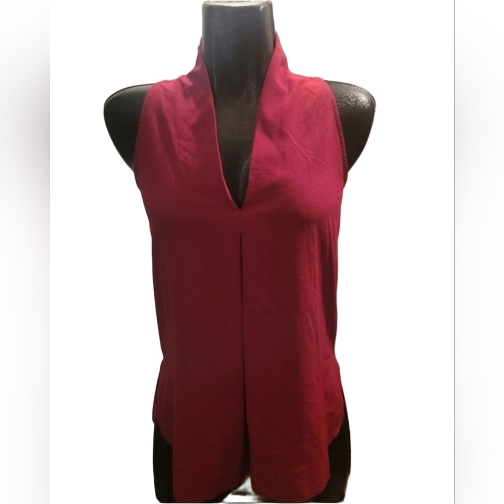 Dex Red Sleeveless V Neck Top Size XS
